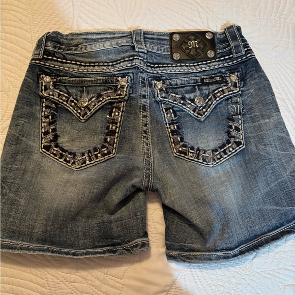 Miss Me Dark Blue Jean Shorts with Embellished Pockets size 28 - Picture 5 of 6